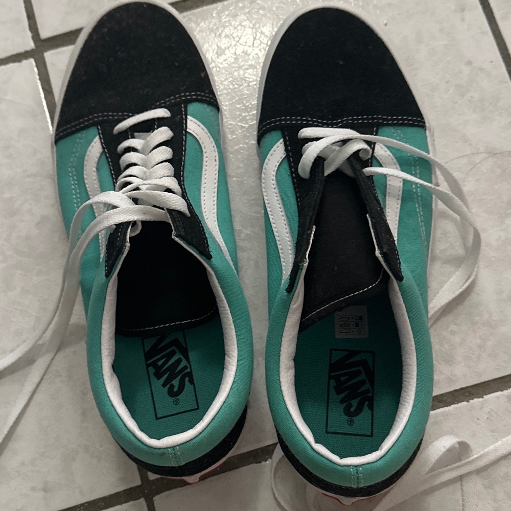 New black and turquoise Vans for Men 10.